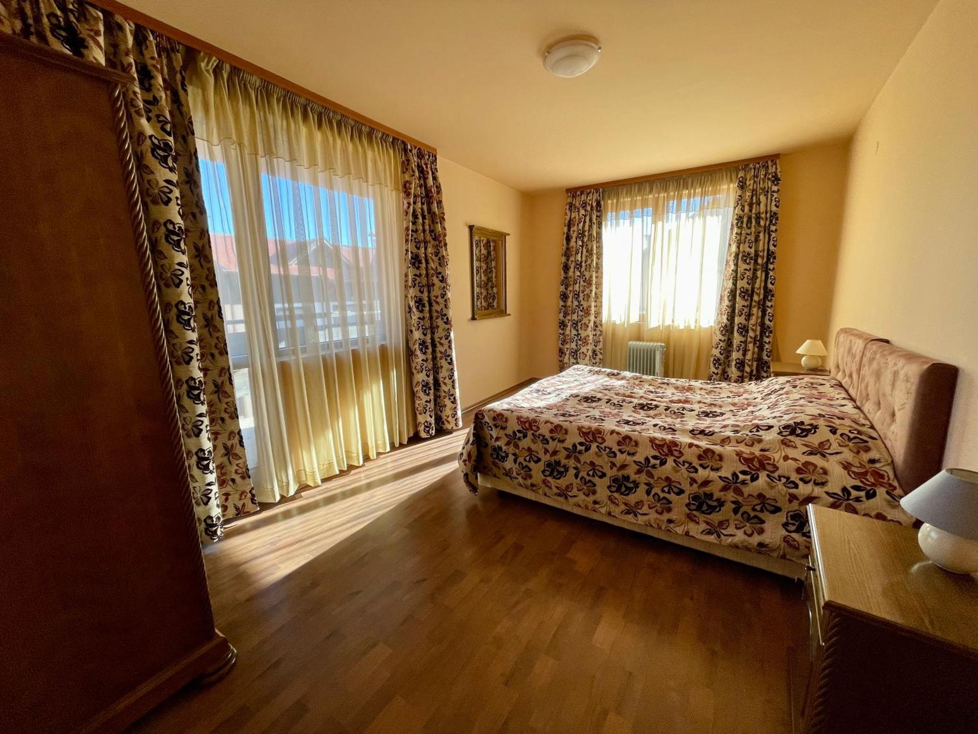 Private Apartments Next To Bellevue Residence Bansko Exteriér fotografie